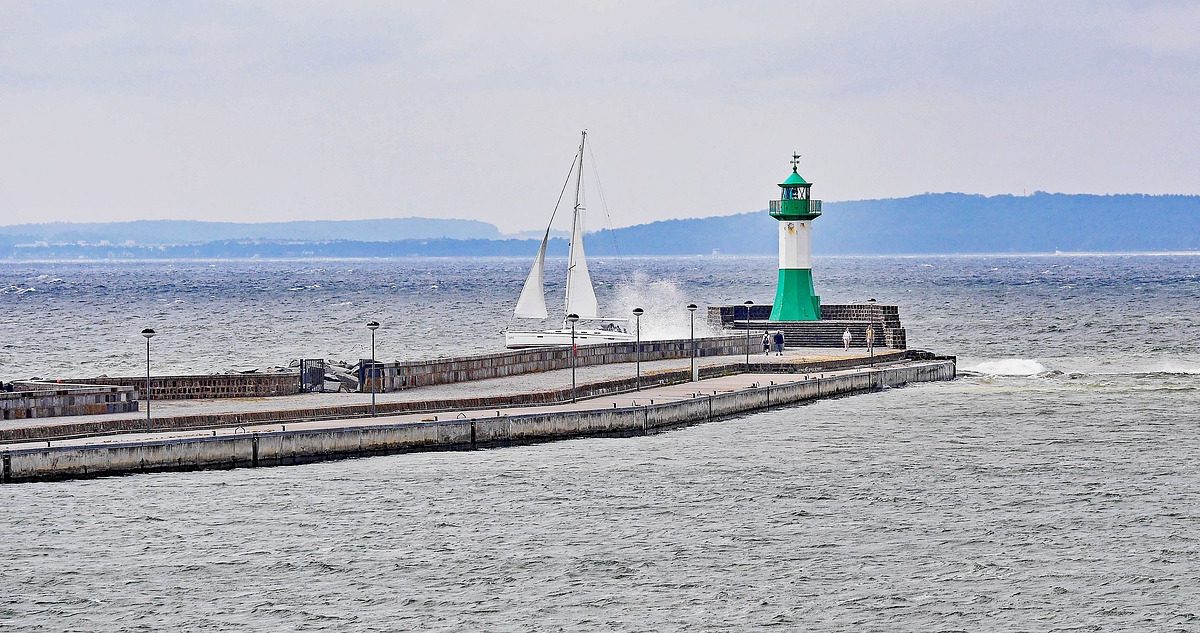 Saßnitz, Anlegestelle, Leuchtturm